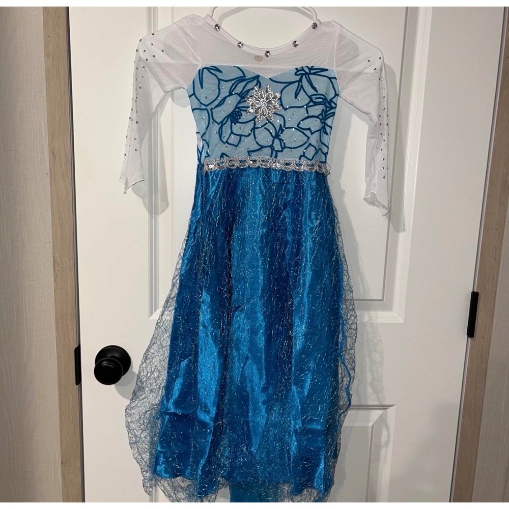 Disney Frozen Inspired Elsa costume w/ accessories 2-3T